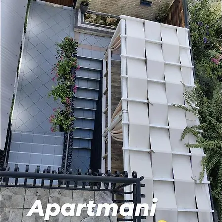 Apartment Ogledalo